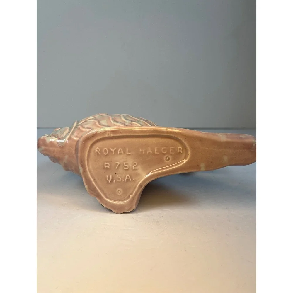 Royal Haeger vintage royal